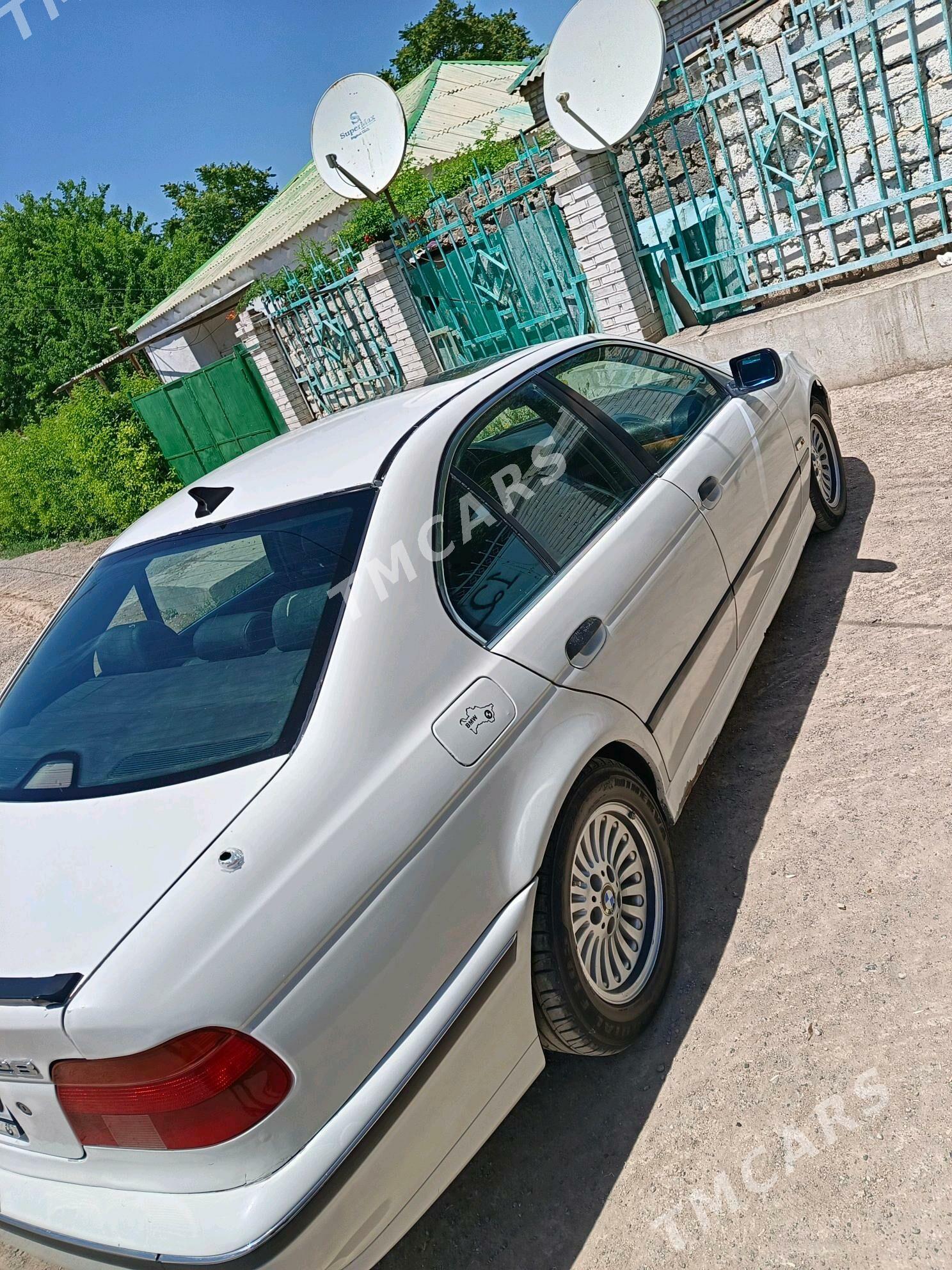 BMW 528 1998 - 65 000 TMT - Aşgabat - img 2