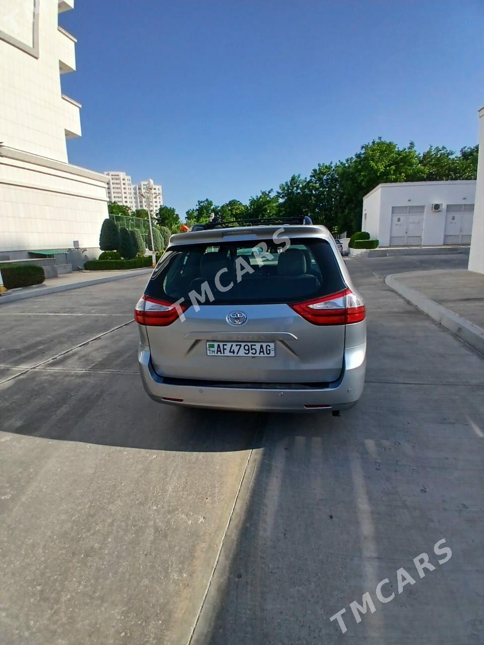 Toyota Sienna 2015 - 320 000 TMT - Aşgabat - img 2