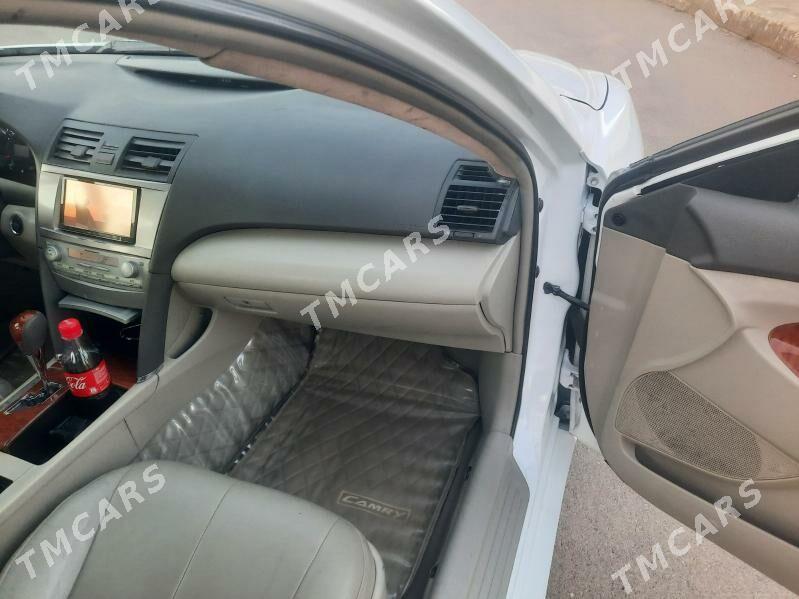 Toyota Camry 2010 - 155 000 TMT - Ашхабад - img 4