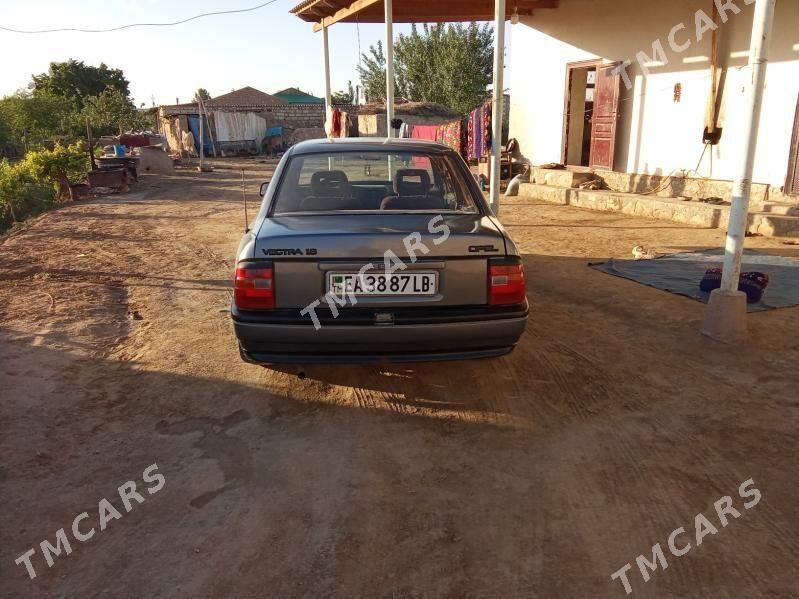 Opel Vectra 1991 - 25 000 TMT - Достлук - img 2