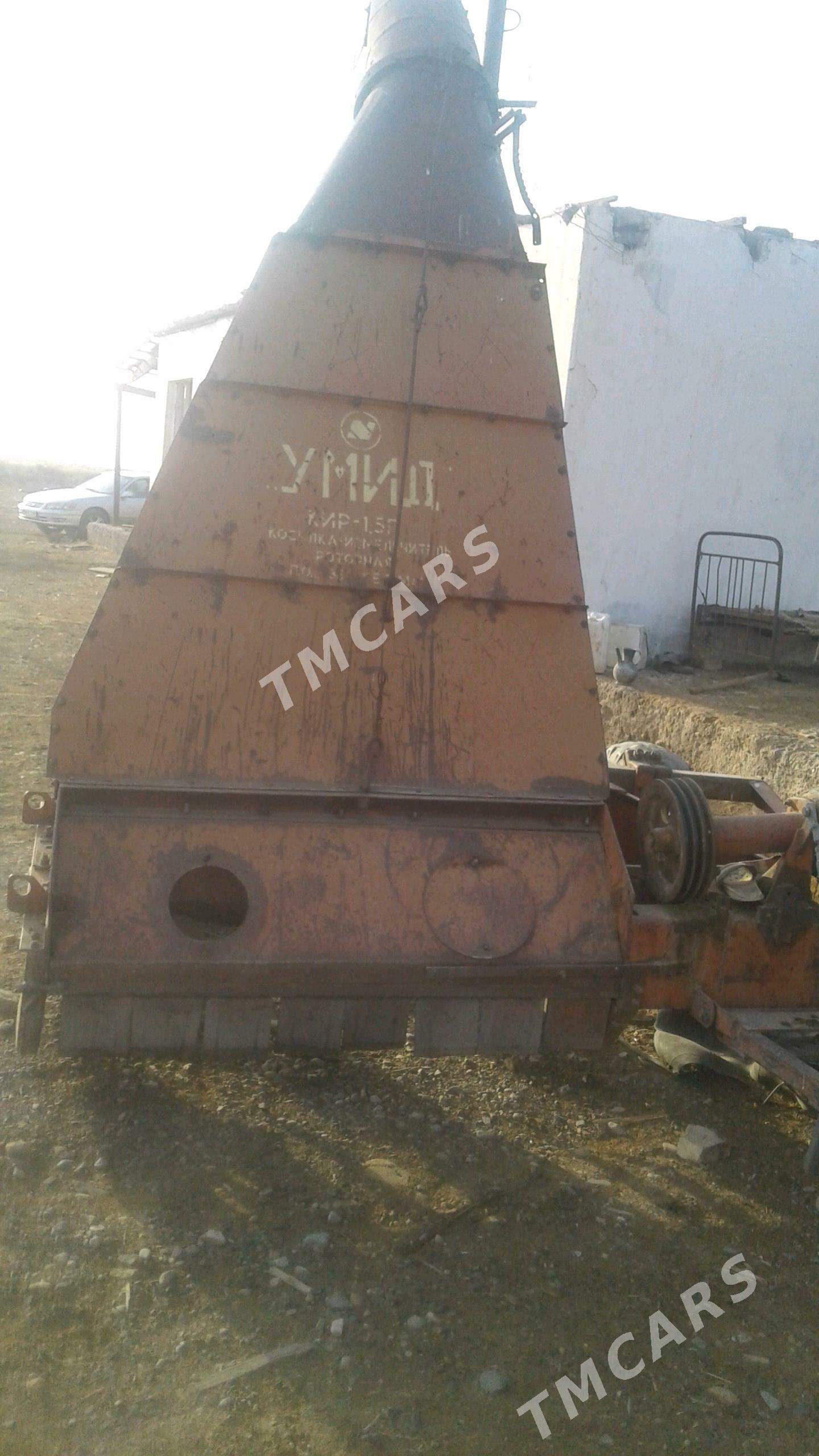 MTZ T-28 1986 - 15 000 TMT - Мары - img 2