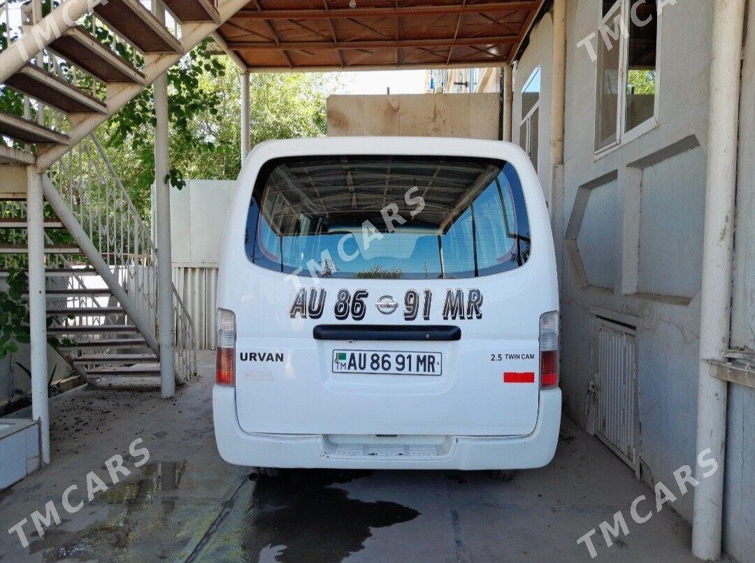 Nissan Urvan 2008 - 180 000 TMT - Mary - img 2