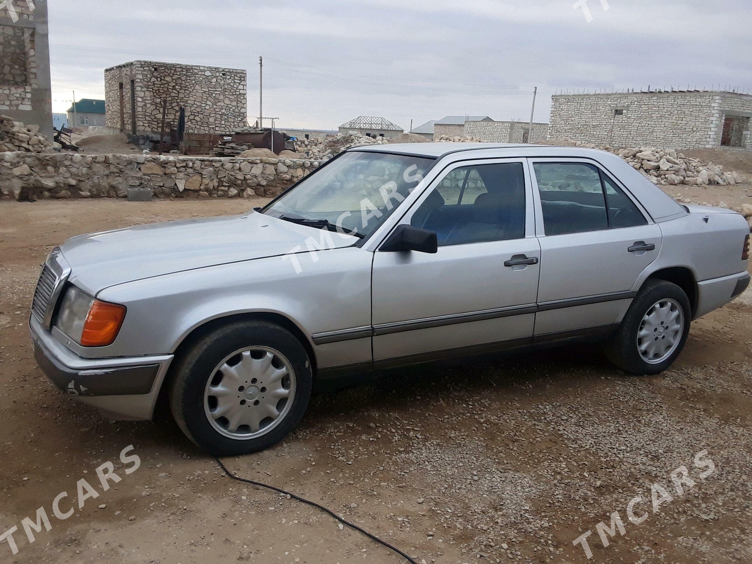 Mercedes-Benz W126 1993 - 26 000 TMT - Balkanabat - img 2