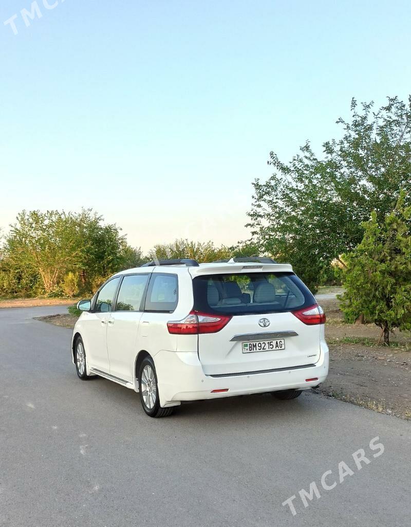 Toyota Sienna 2016 - 340 000 TMT - Aşgabat - img 4