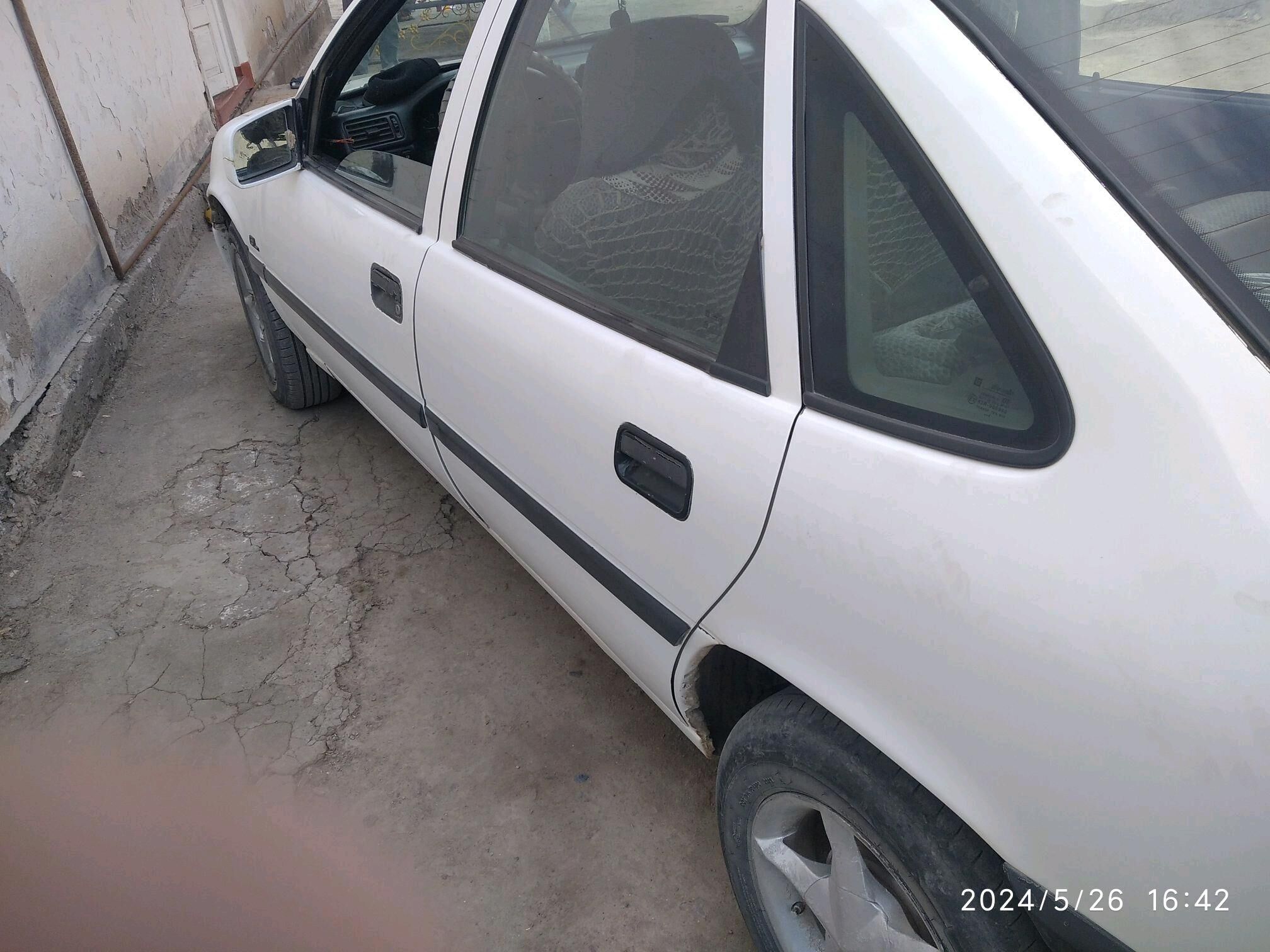 Opel Vectra 1994 - 30 000 TMT - етр. Туркменбаши - img 6