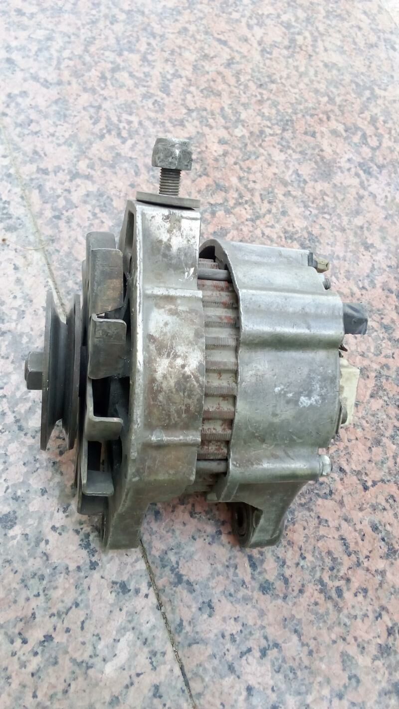 Generator (dynama) 300 TMT - Бузмеин - img 2