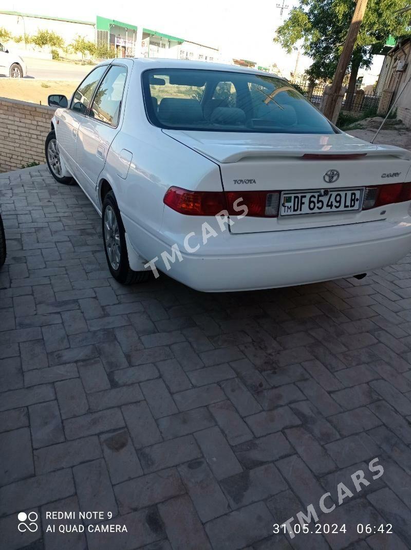 Toyota Camry 2001 - 113 000 TMT - Халач - img 4