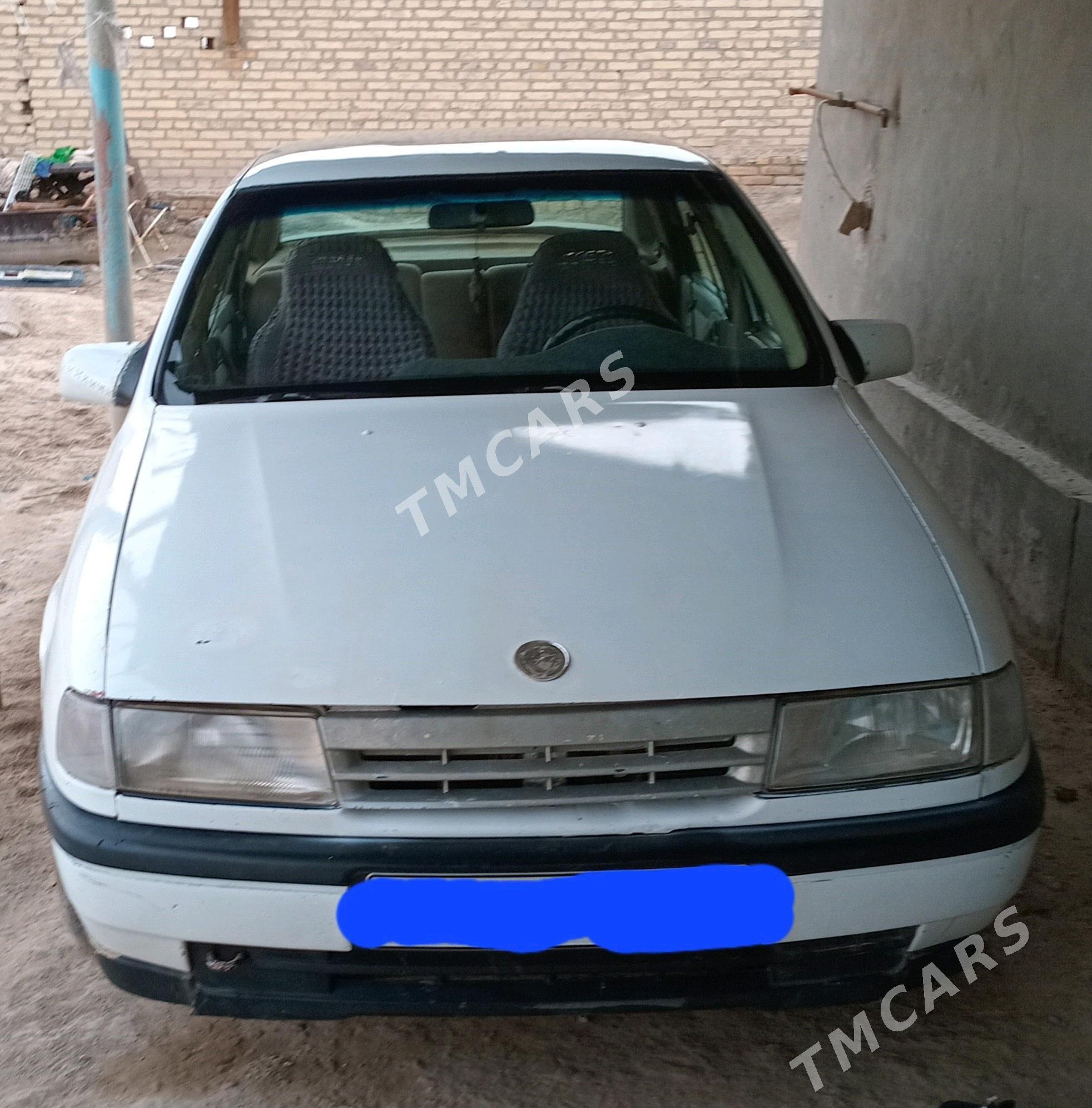 Opel Vectra 1990 - 15 000 TMT - Ходжамбаз - img 3