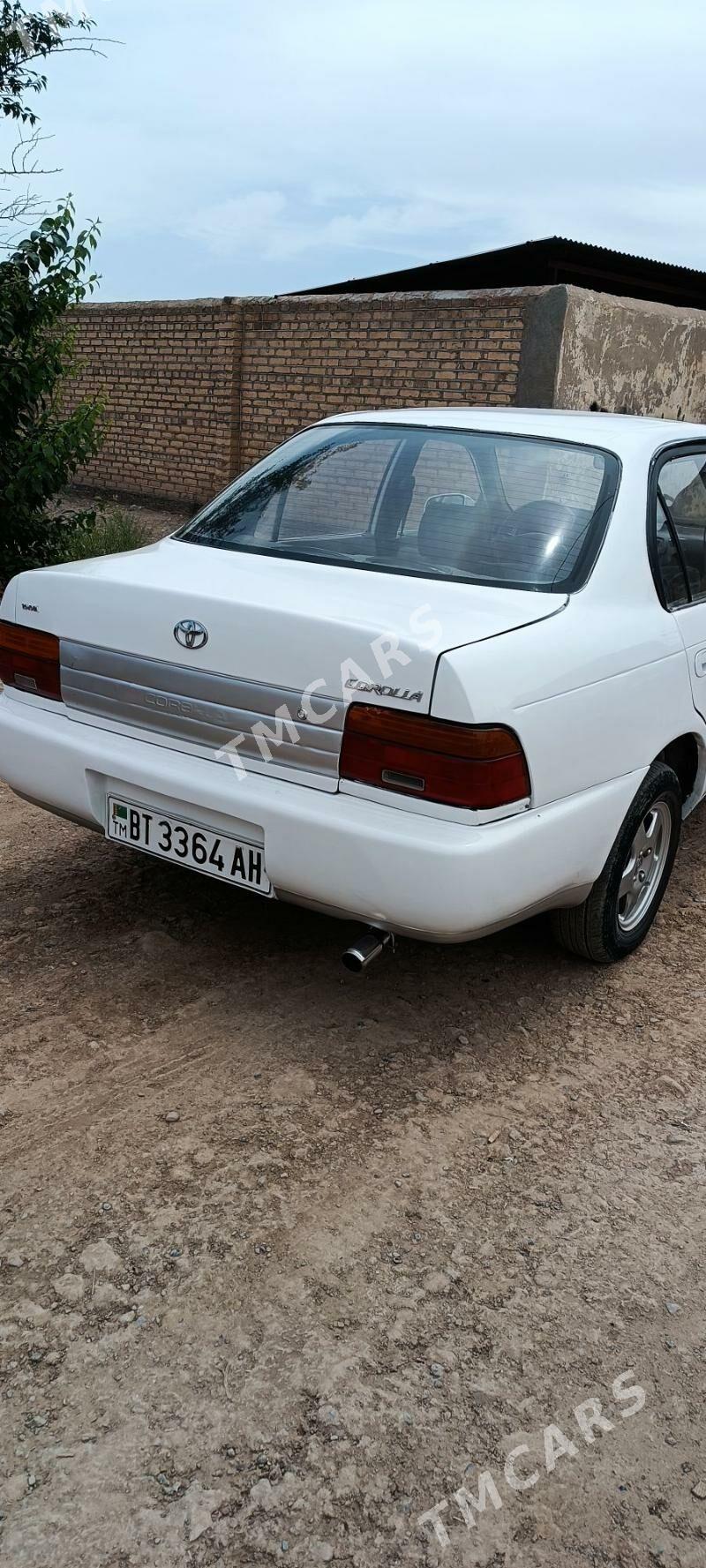 Toyota Corolla 1993 - 32 000 TMT - Теджен - img 4