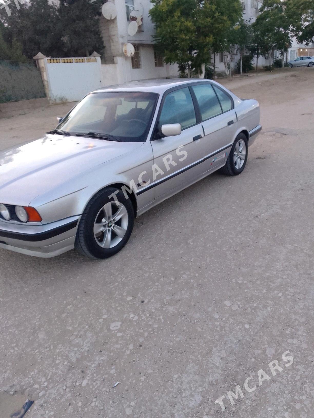 BMW 525 1990 - 40 000 TMT - Хазар - img 4