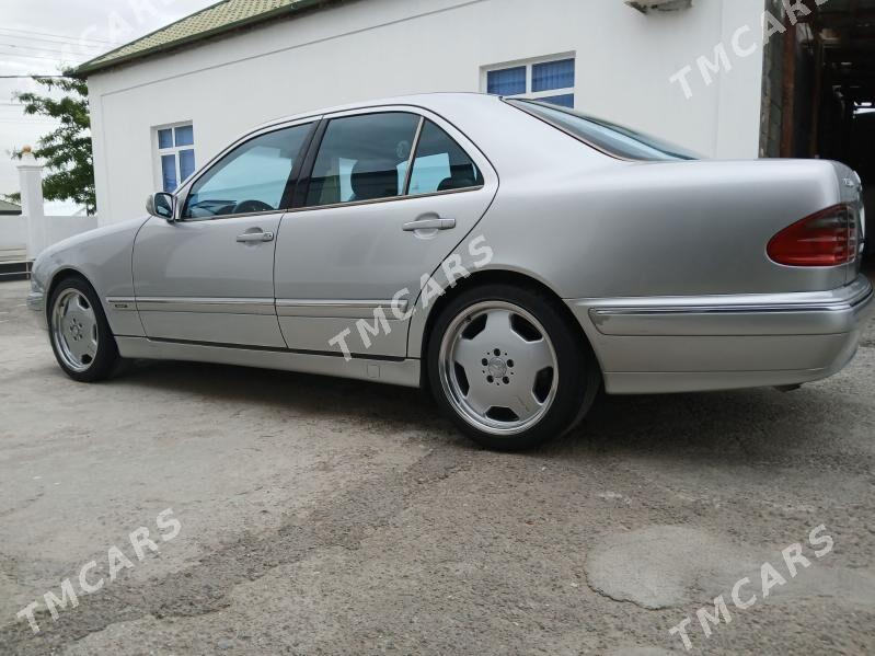 Mercedes-Benz W212 2001 - 145 000 TMT - Анев - img 5