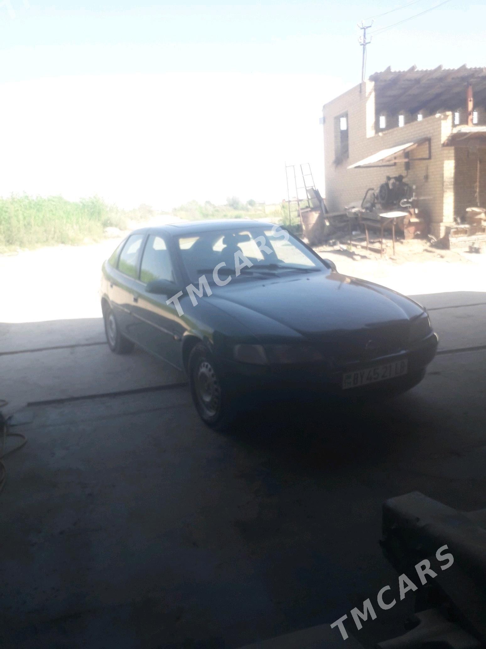 Opel Vectra 1998 - 35 000 TMT - Kerki - img 3