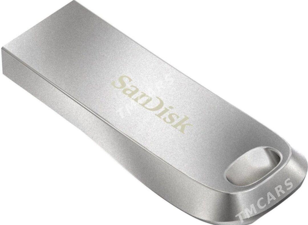 FLEŞKA  SANDISK  64GB - 30 мкр - img 2