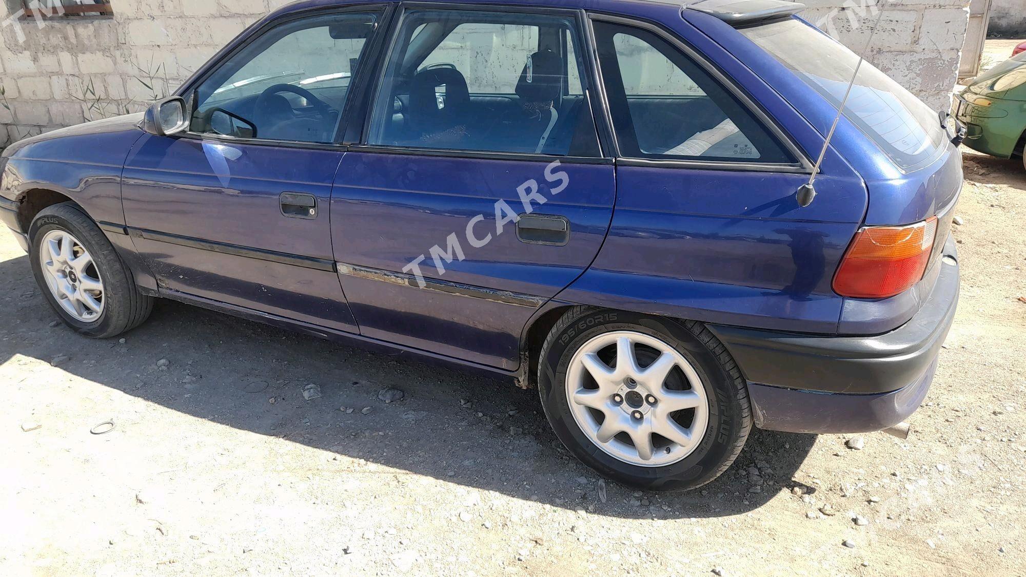 Opel Astra 1995 - 30 000 TMT - Daşoguz - img 3