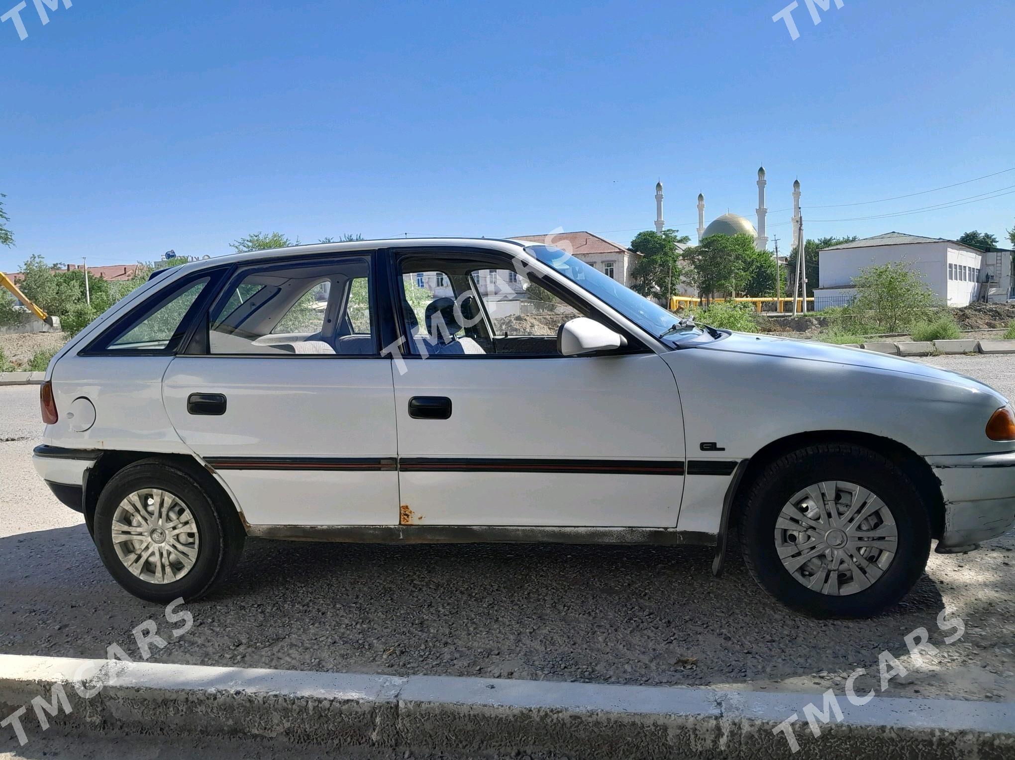 Opel Astra 1992 - 22 000 TMT - Ёлётен - img 5