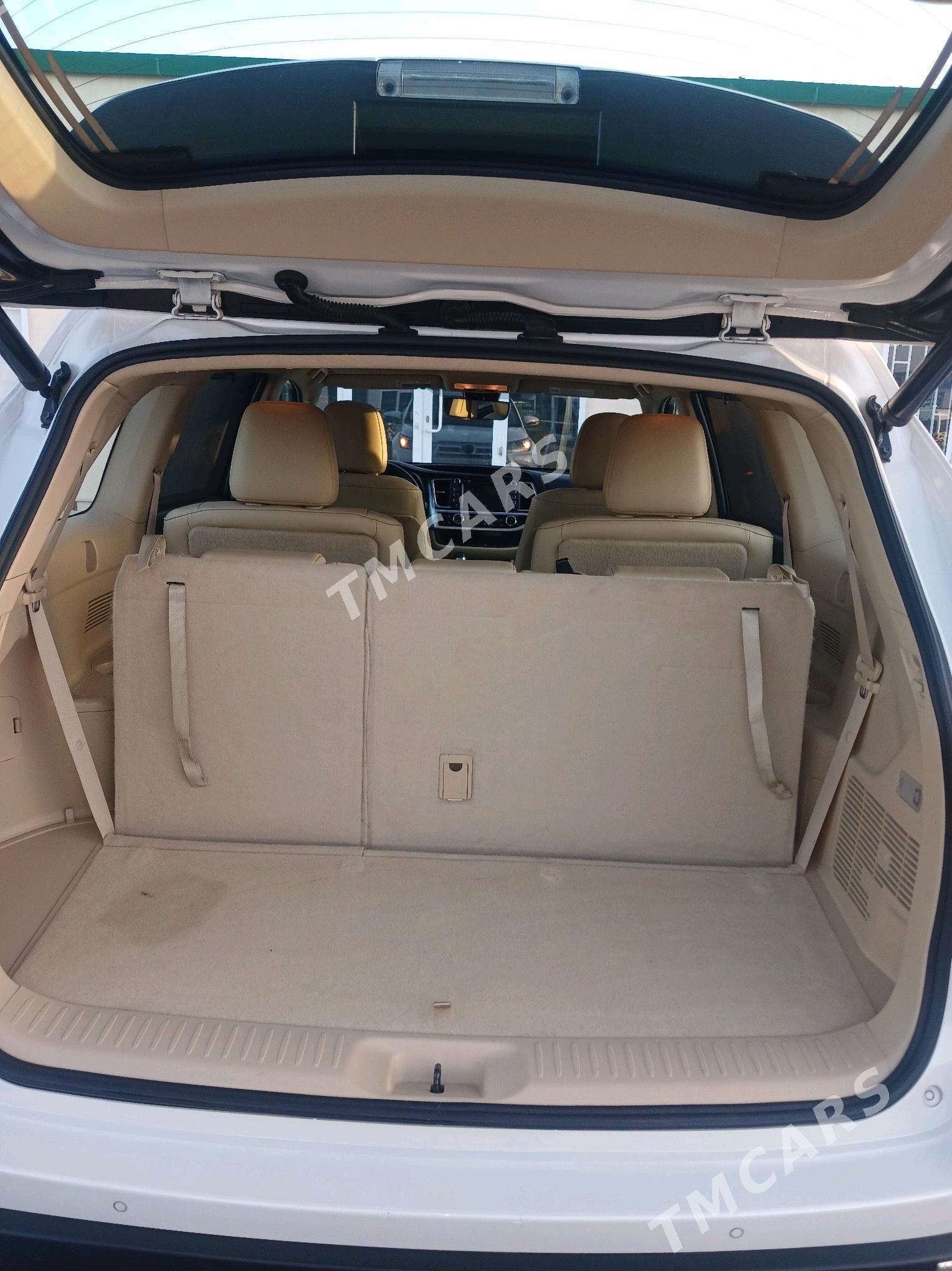 Toyota Highlander 2019 - 520 000 TMT - Aşgabat - img 7