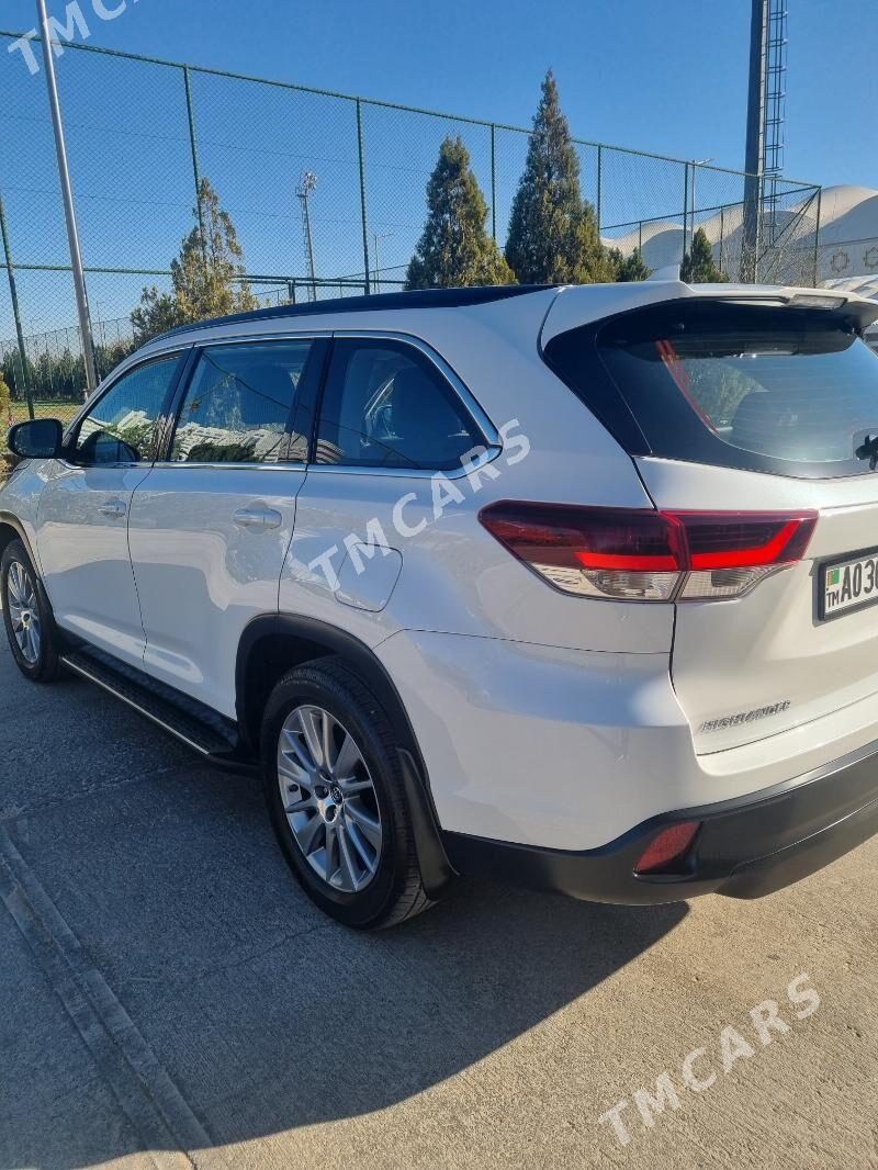 Toyota Highlander 2019 - 445 000 TMT - Aşgabat - img 4