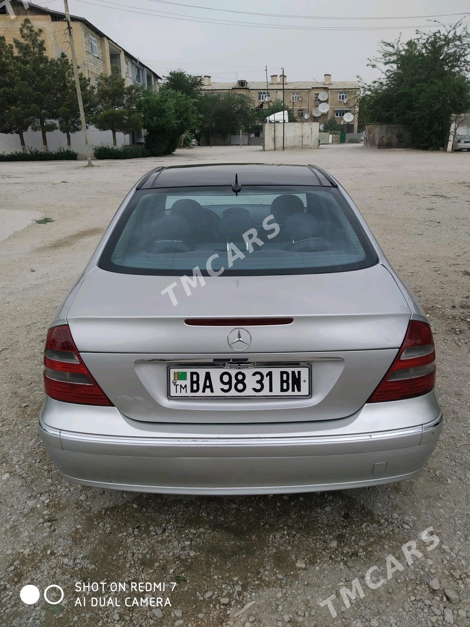 Mercedes-Benz E320 2003 - 115 000 TMT - Balkanabat - img 3
