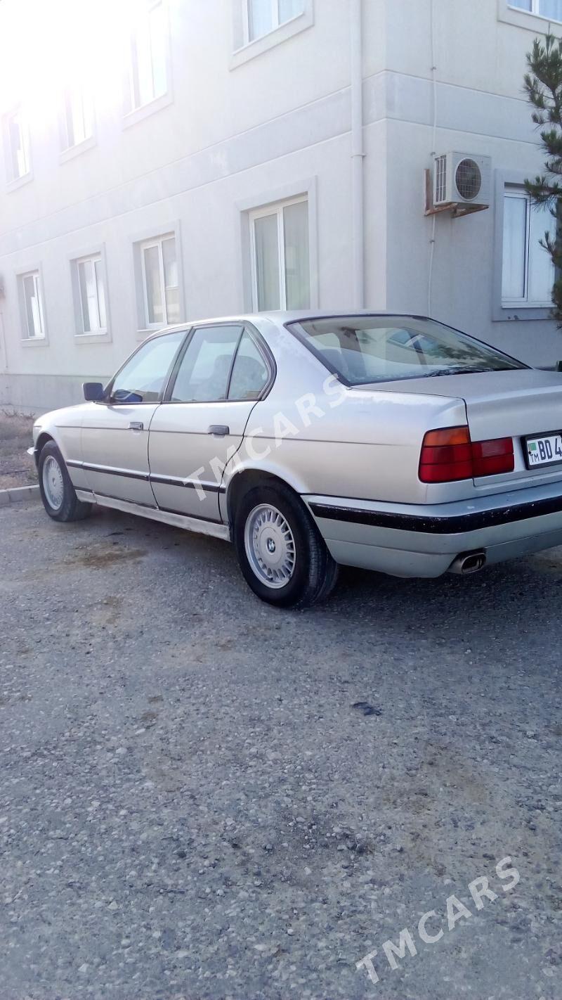 BMW 535 1990 - 20 000 TMT - Garabogaz - img 2