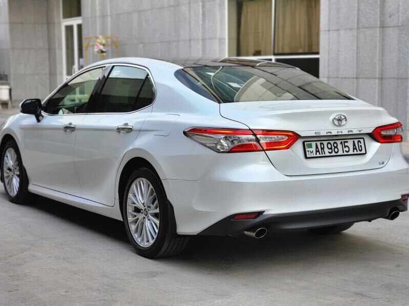 Toyota Camry 2019 - 535 000 TMT - 11 mkr - img 2