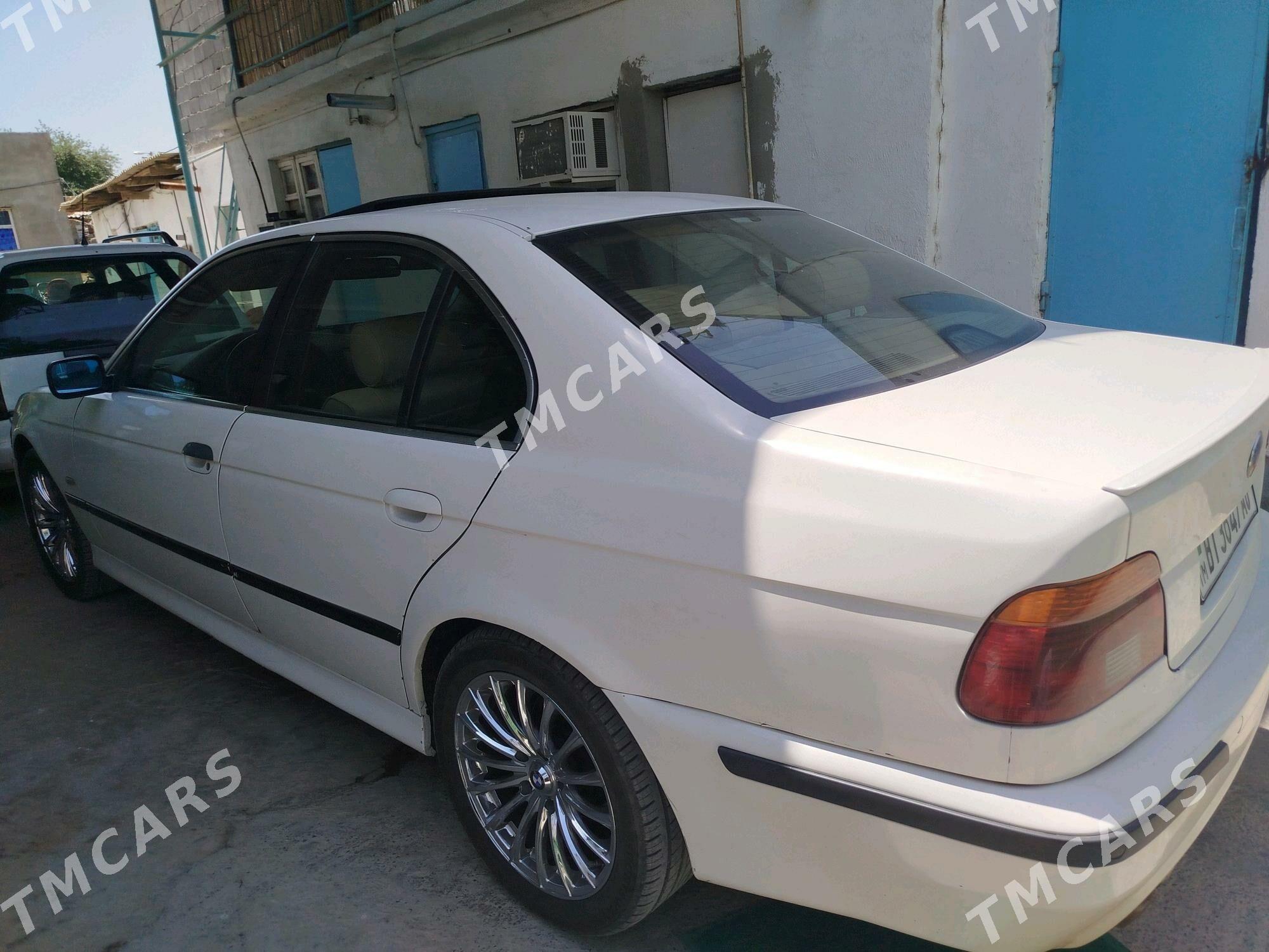 BMW 525 2002 - 90 000 TMT - Gubadag - img 3