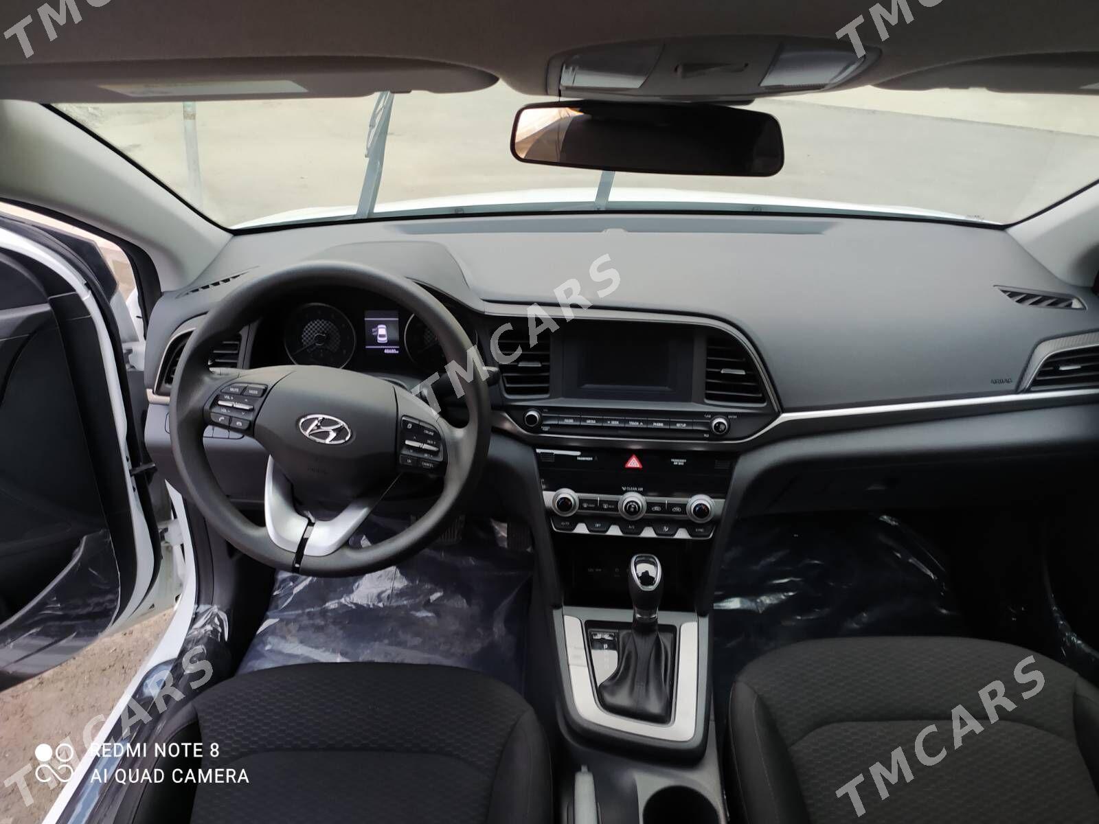 Hyundai Elantra 2019 - 215 000 TMT - Kim raýon - img 4