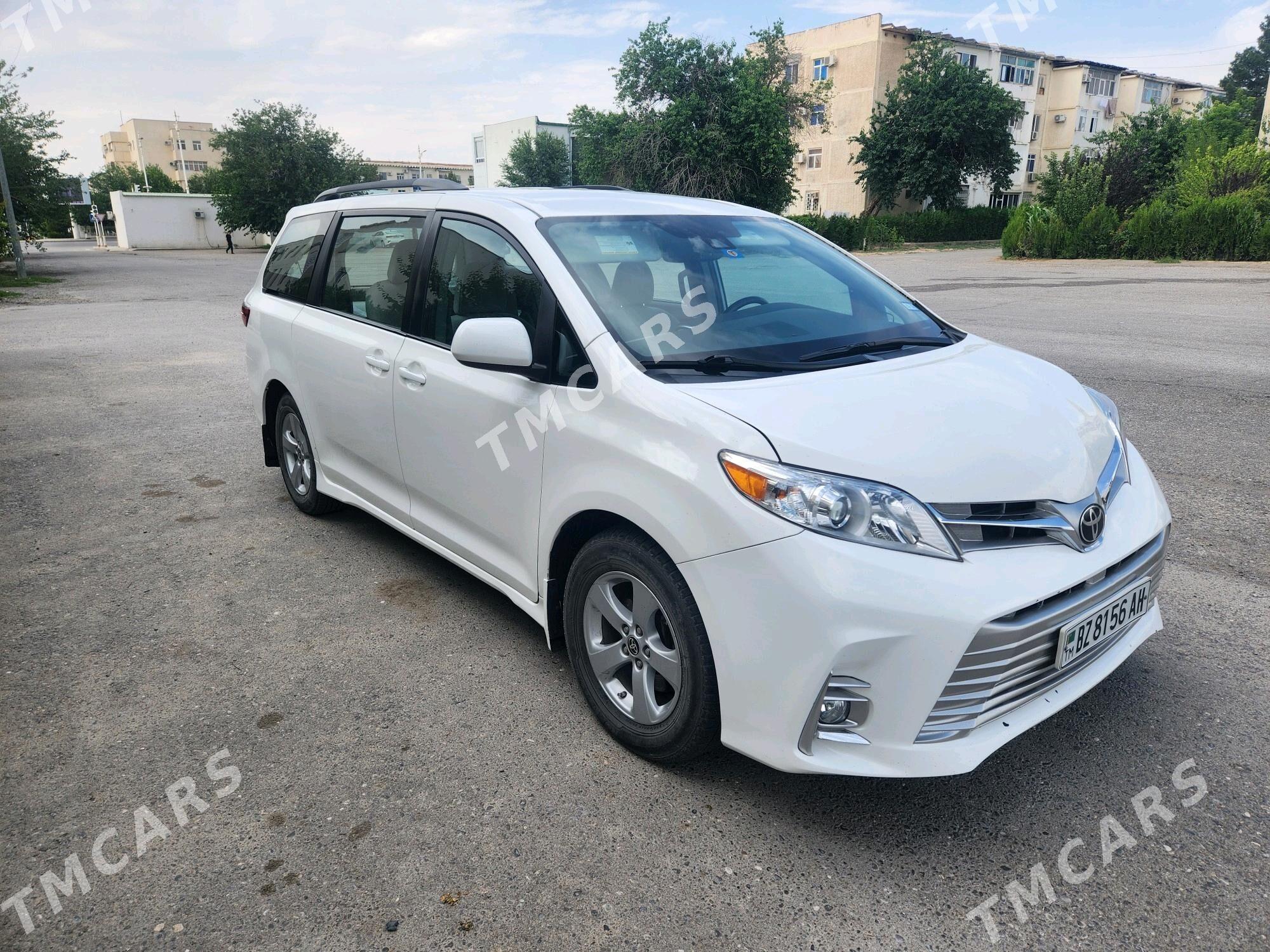 Toyota Sienna 2020 - 400 000 TMT - Чоганлы - img 2