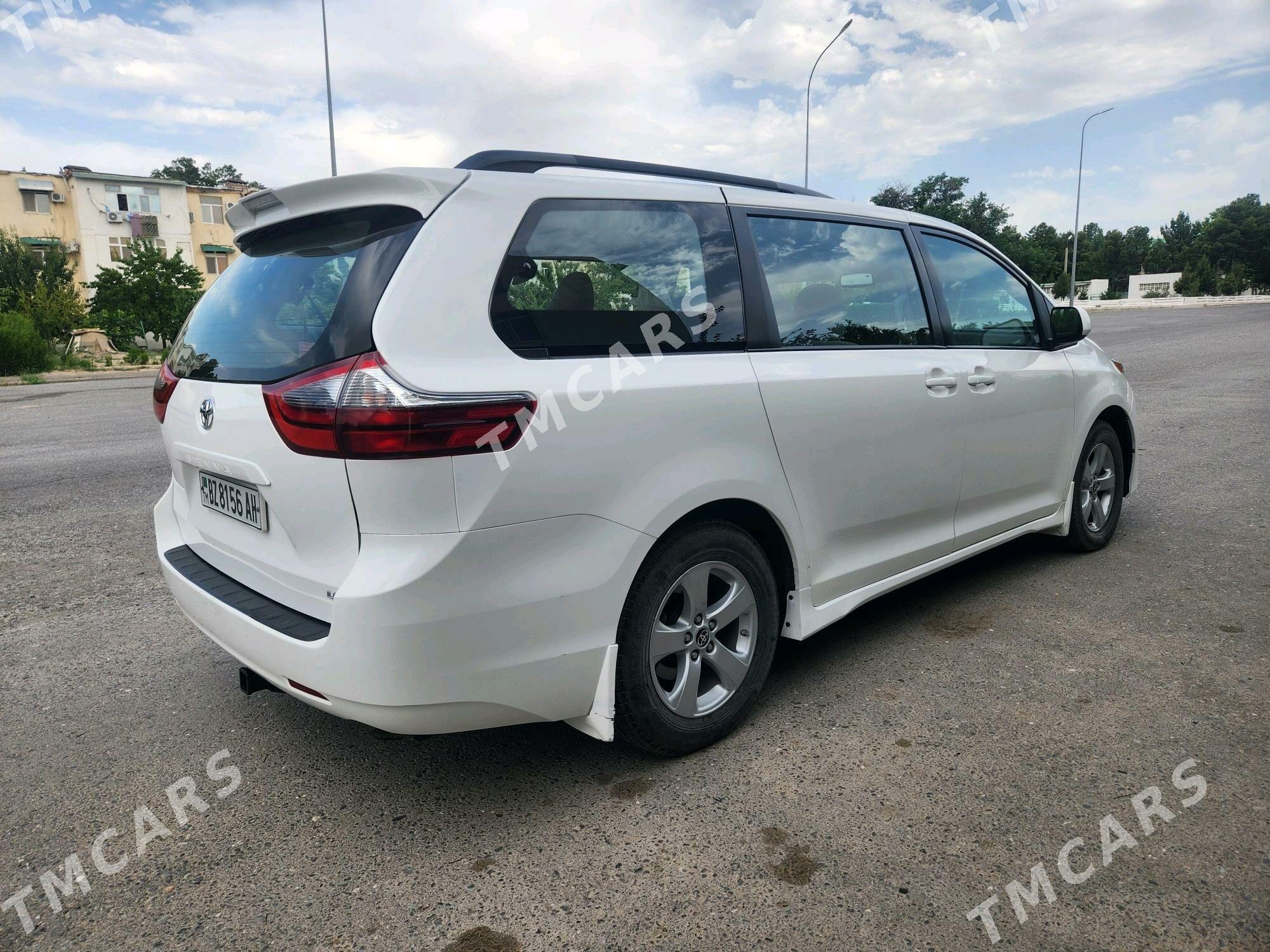 Toyota Sienna 2020 - 400 000 TMT - Чоганлы - img 5