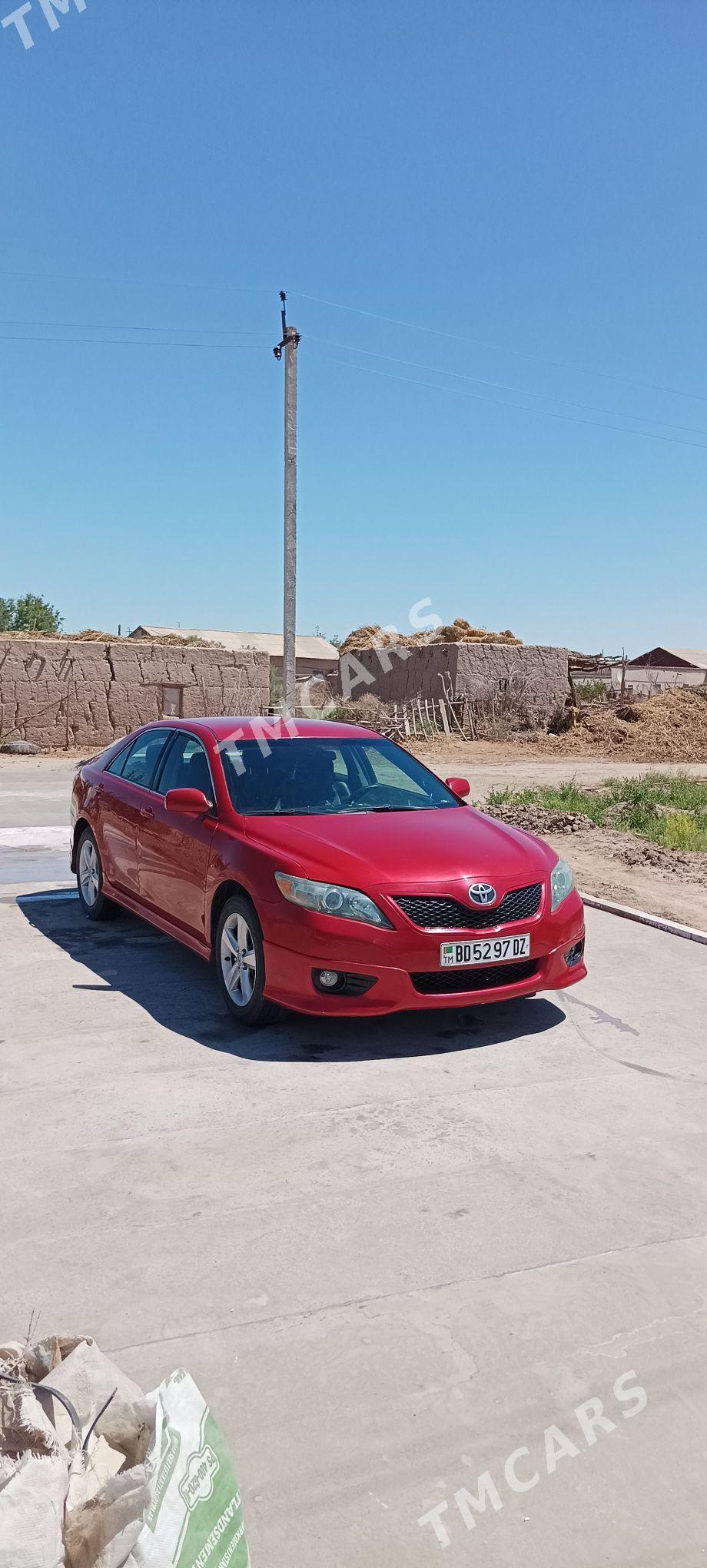 Toyota Camry 2010 - 180 000 TMT - Köneürgenç - img 7