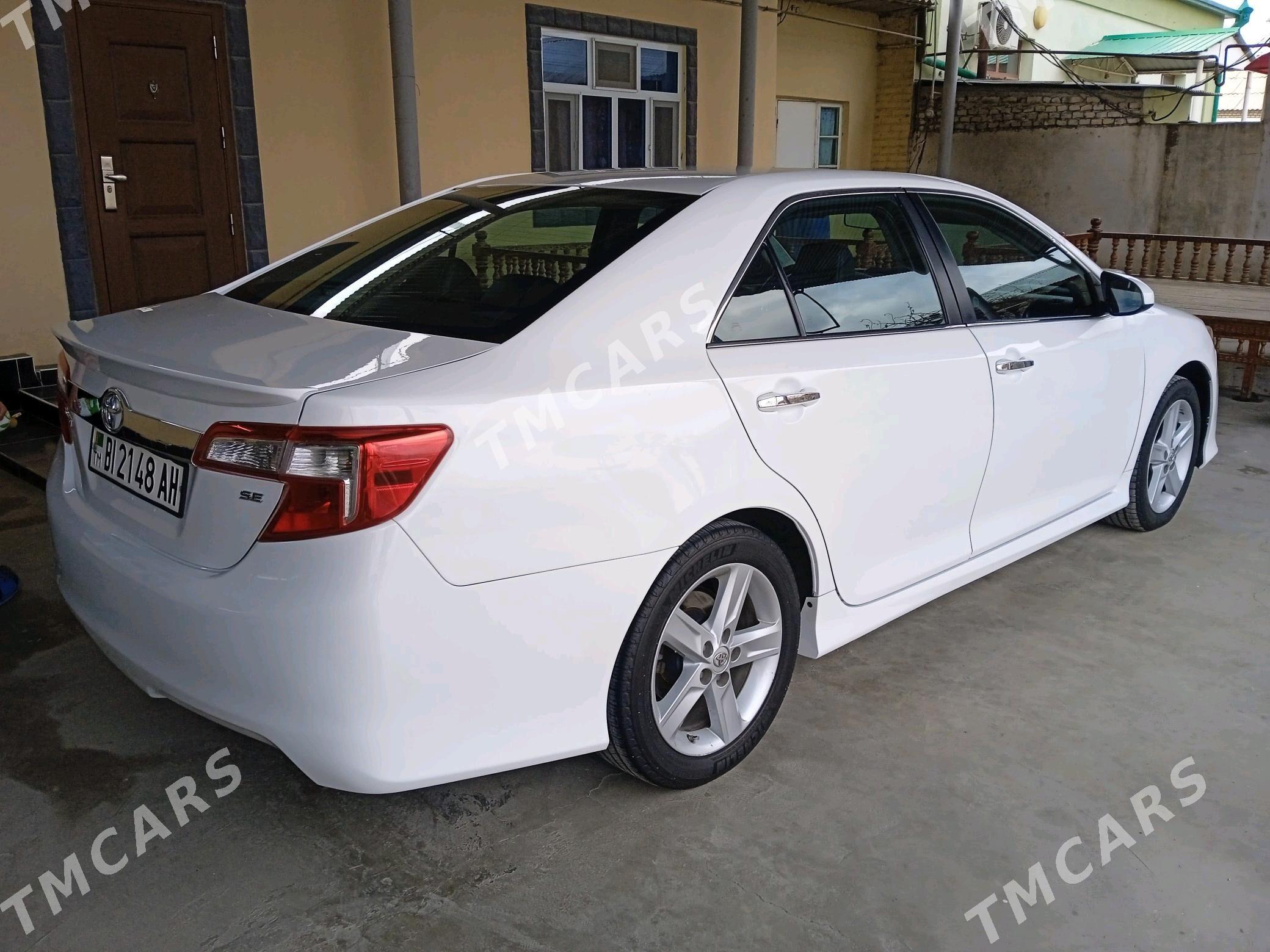 Toyota Camry 2013 - 200 000 TMT - Gökdepe - img 3