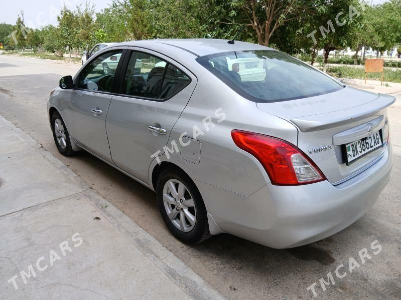 Nissan Versa 2012 - 82 000 TMT - Ашхабад - img 2