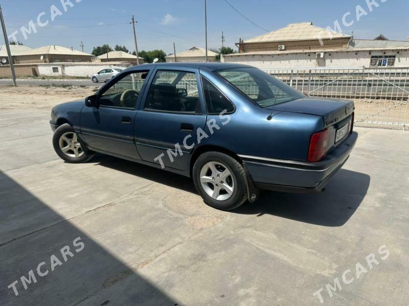 Opel Vectra 1992 - 35 000 TMT - Мары - img 2