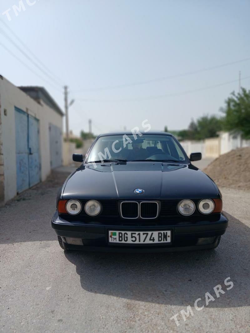BMW 525 1993 - 65 000 TMT - Балканабат - img 4