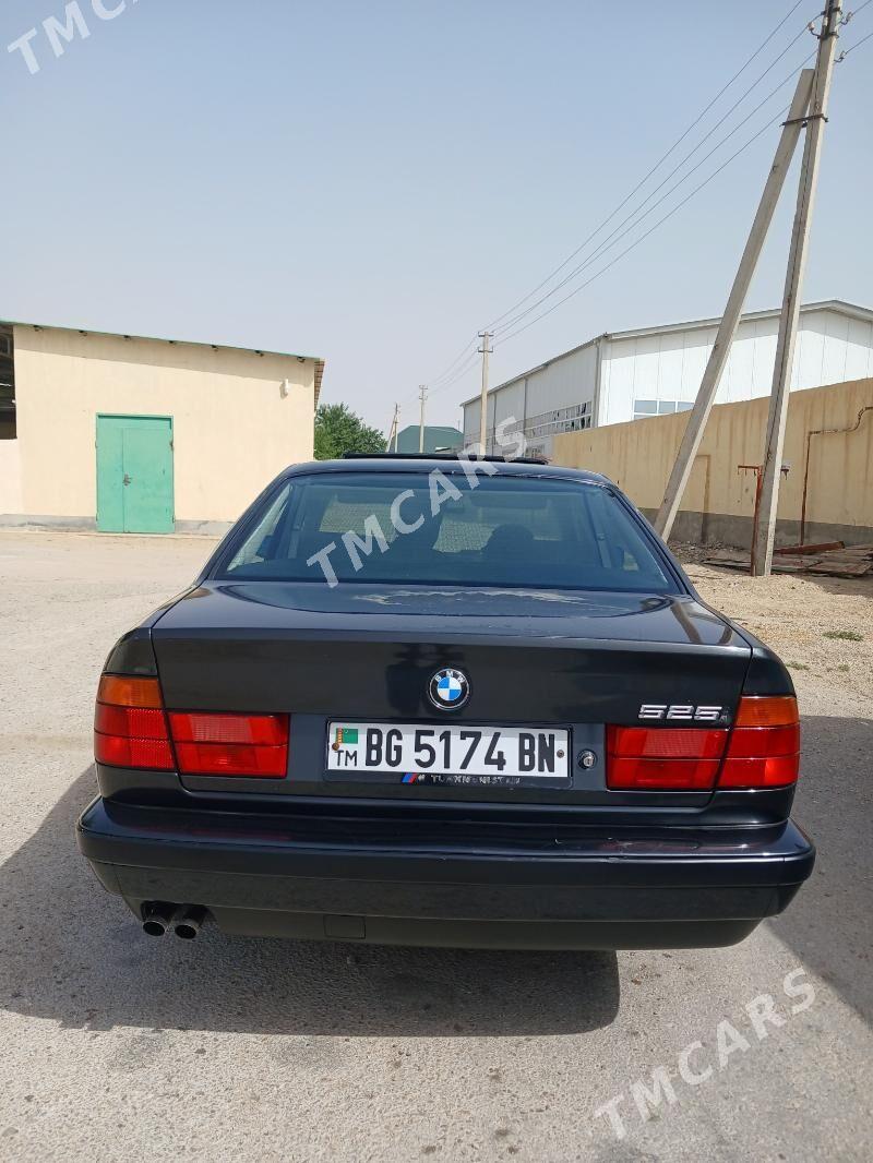 BMW 525 1993 - 65 000 TMT - Балканабат - img 3