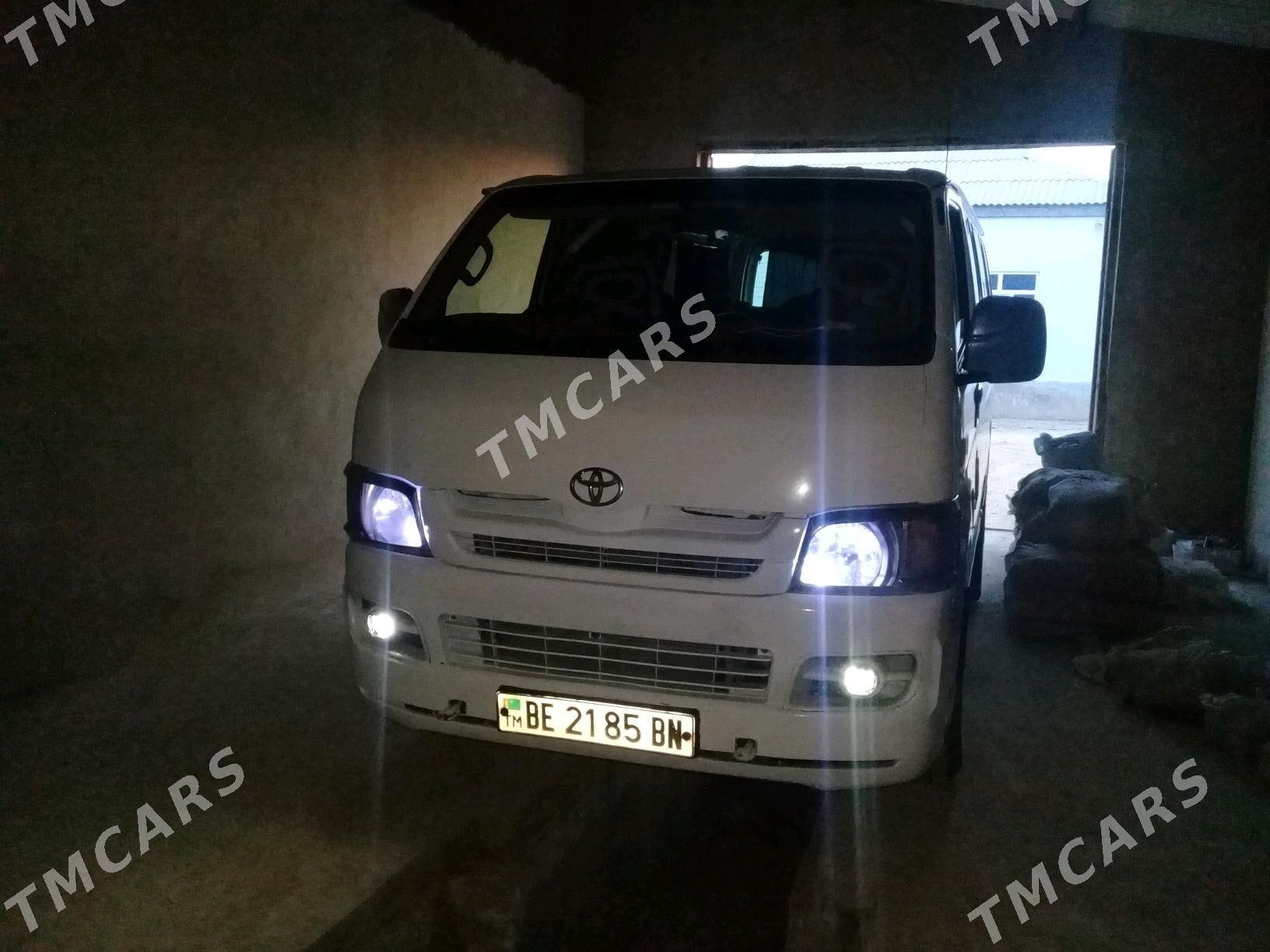 Toyota Hiace 2008 - 200 000 TMT - Esenguly - img 9