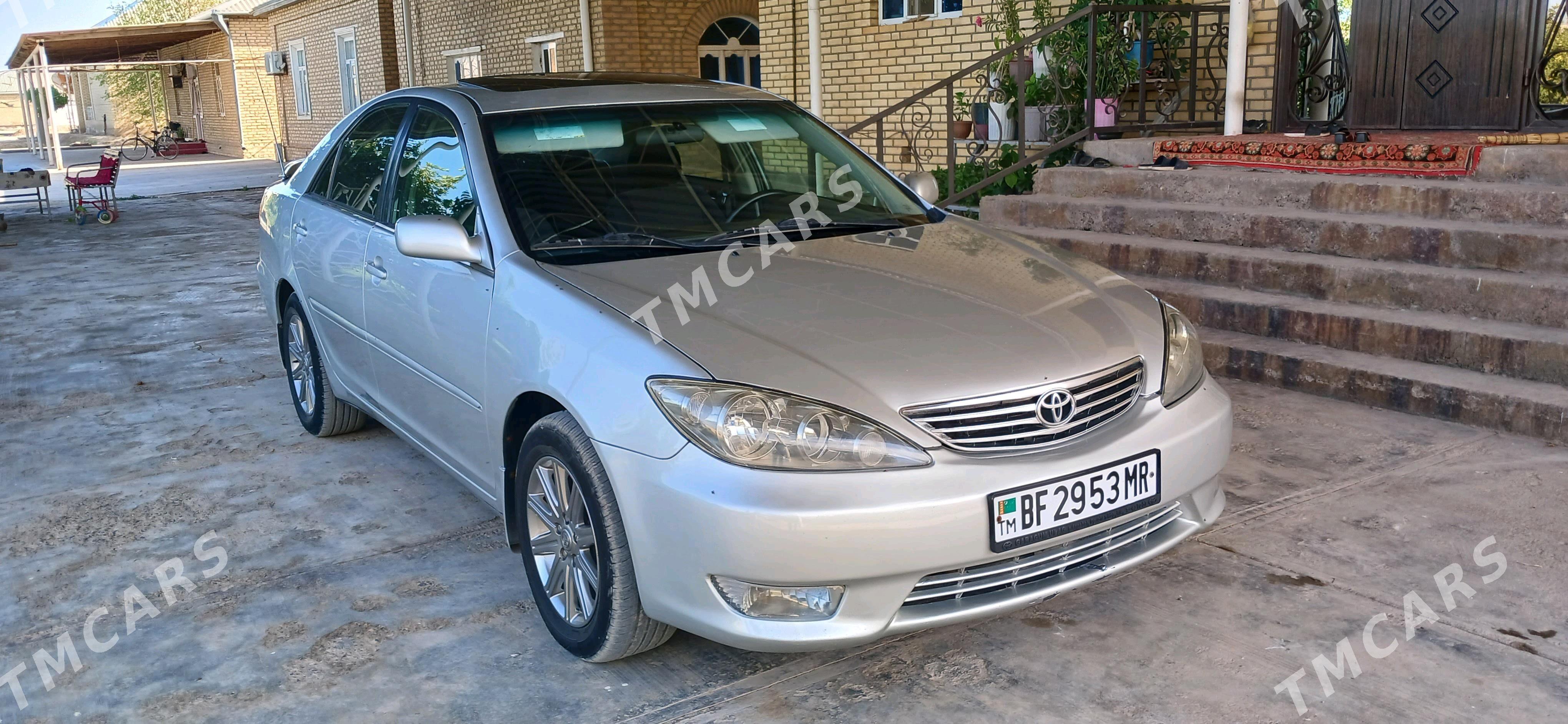 Toyota Camry 2003 - 160 000 TMT - Мары - img 2