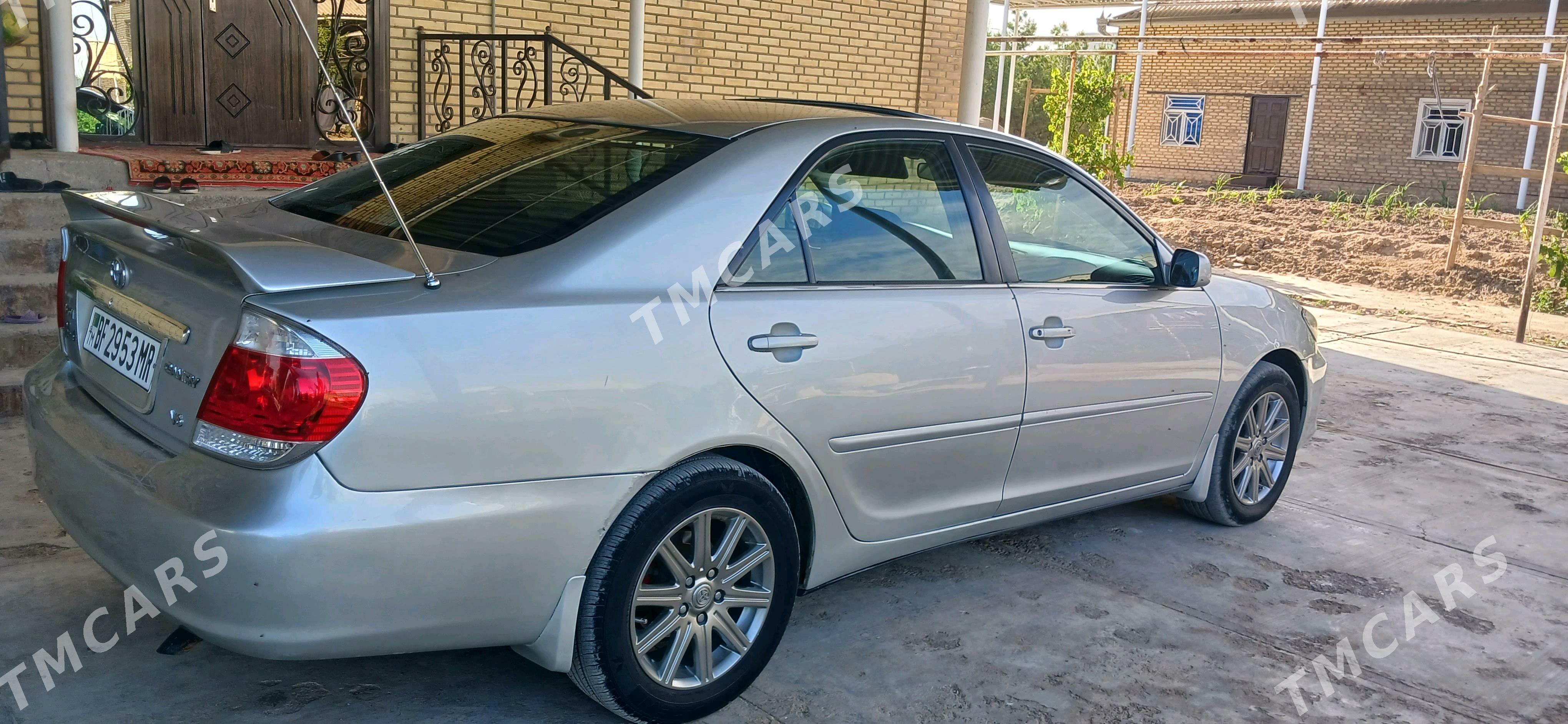 Toyota Camry 2003 - 160 000 TMT - Мары - img 3