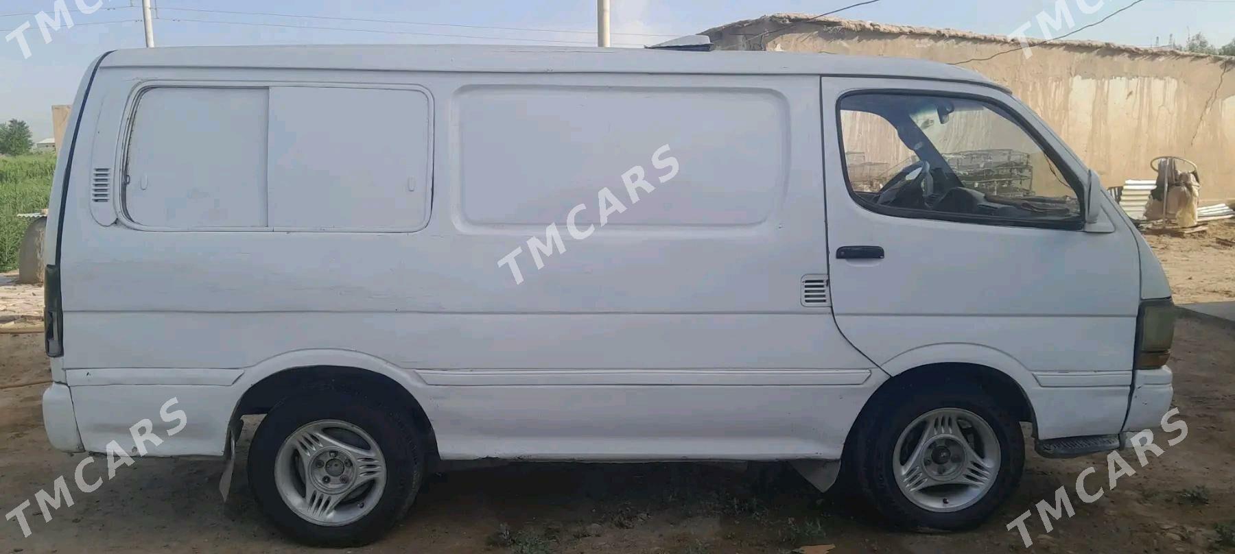 Toyota Hiace 1990 - 30 000 TMT - Мургап - img 2