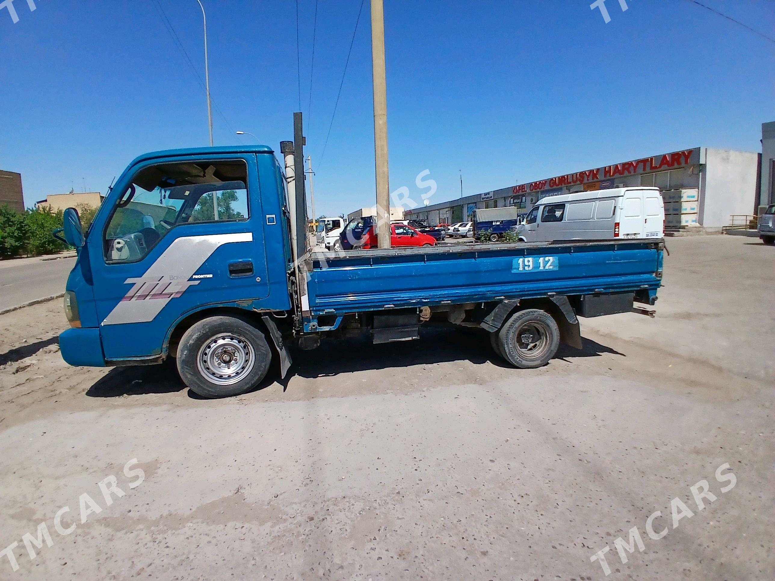 Kia Bongo 2003 - 90 000 TMT - Дашогуз - img 6