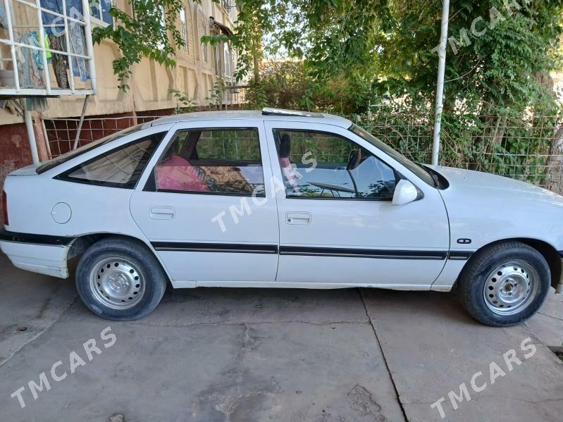 Opel Vectra 1991 - 26 000 TMT - Мары - img 4