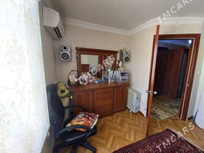 Продаётся квартира Юбилейка - Türkmenbaşy - img 3