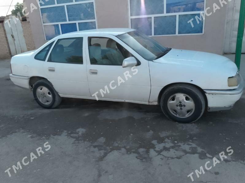 Opel Vectra 1990 - 15 000 TMT - Garabekewül - img 3