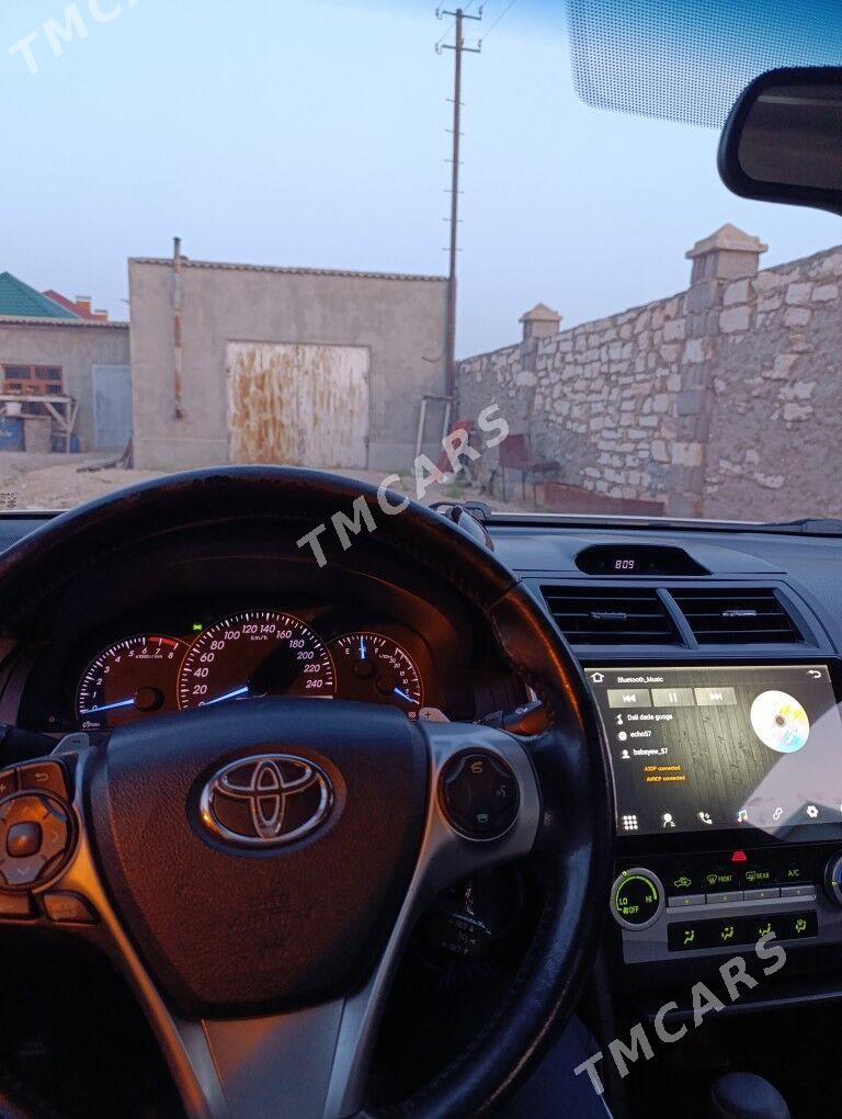 Toyota Camry 2014 - 172 000 TMT - Балканабат - img 4