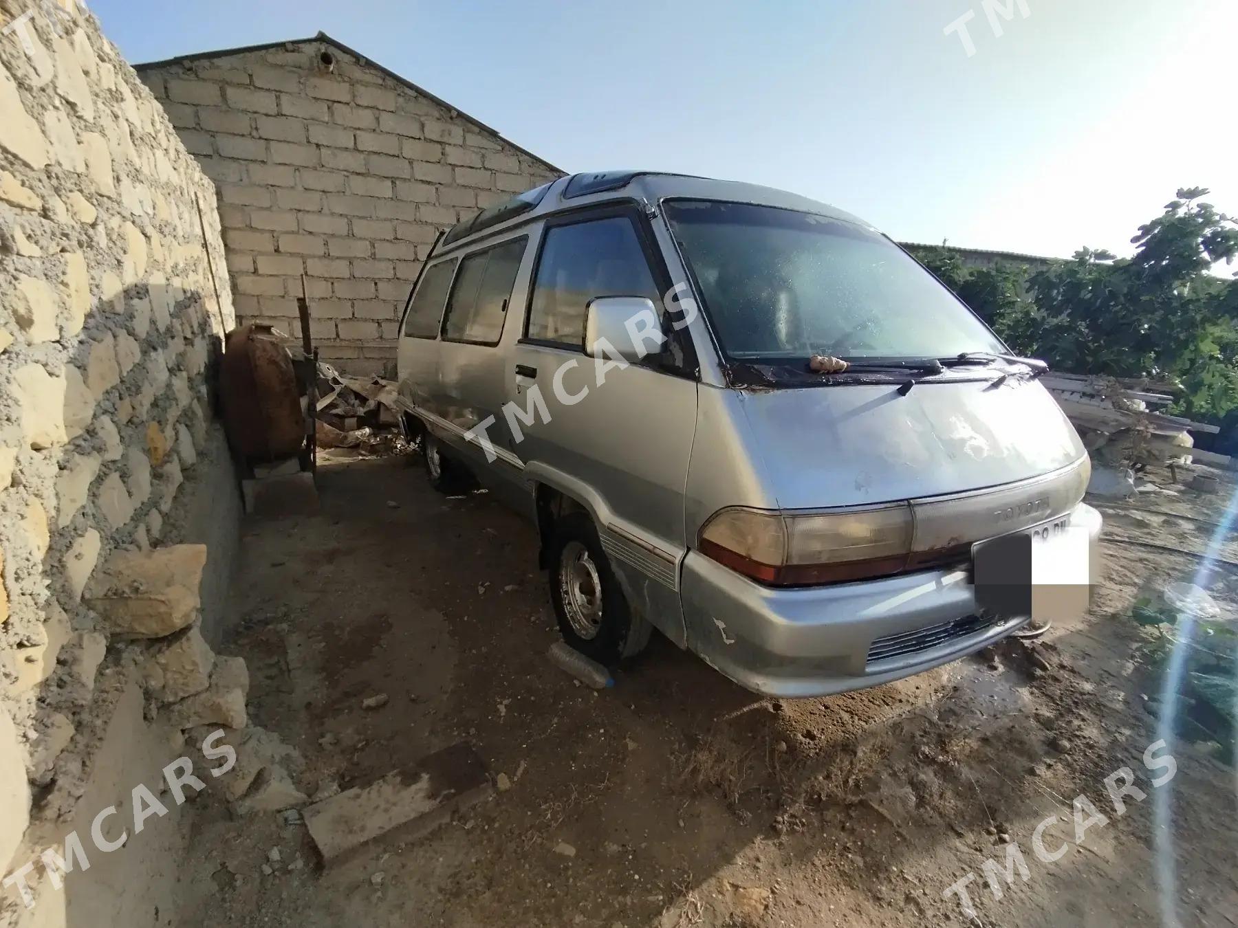 Toyota Town Ace 1986 - 26 000 TMT - Эсенгулы - img 4