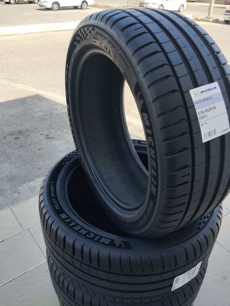 MICHELIN 235/45R18 PS5 100 TMT - Гаудан "А" - img 2