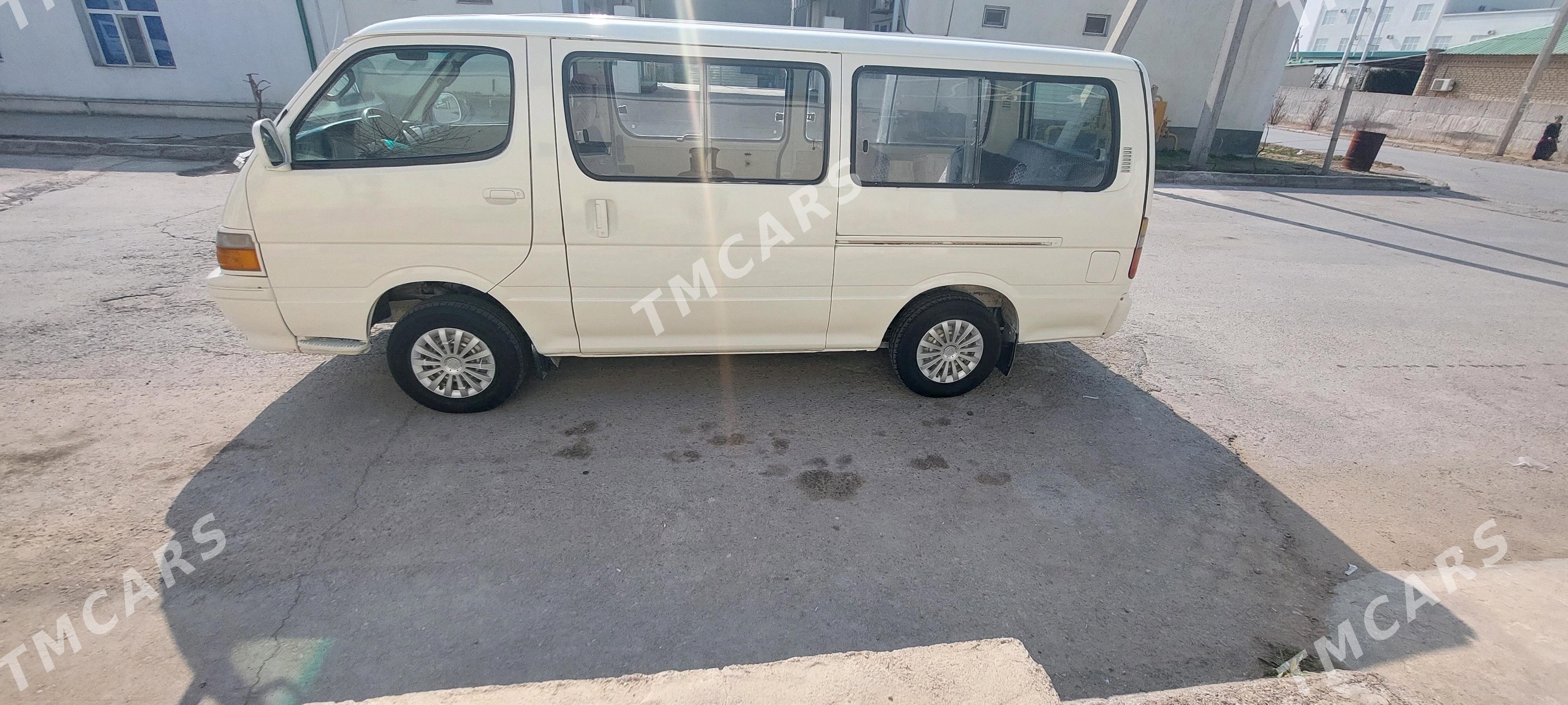 Toyota Hiace 1998 - 82 000 TMT - Büzmeýin - img 7