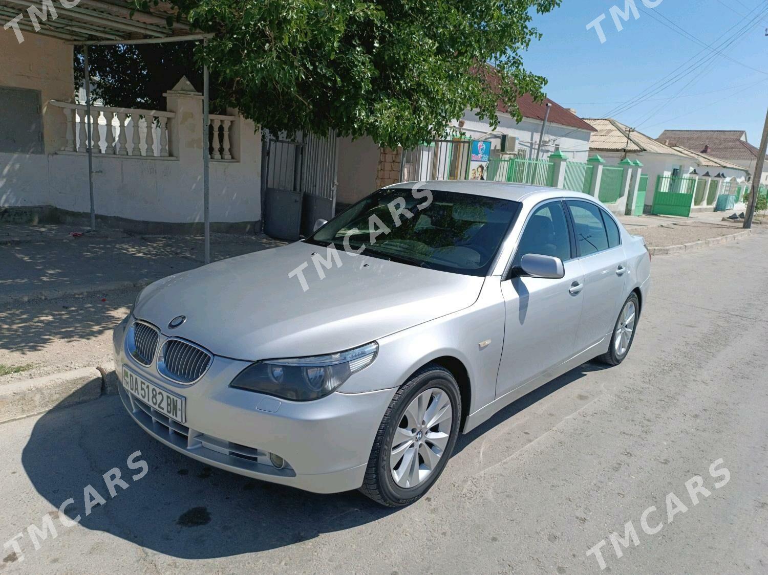 BMW E60 2004 - 150 000 TMT - Балканабат - img 5