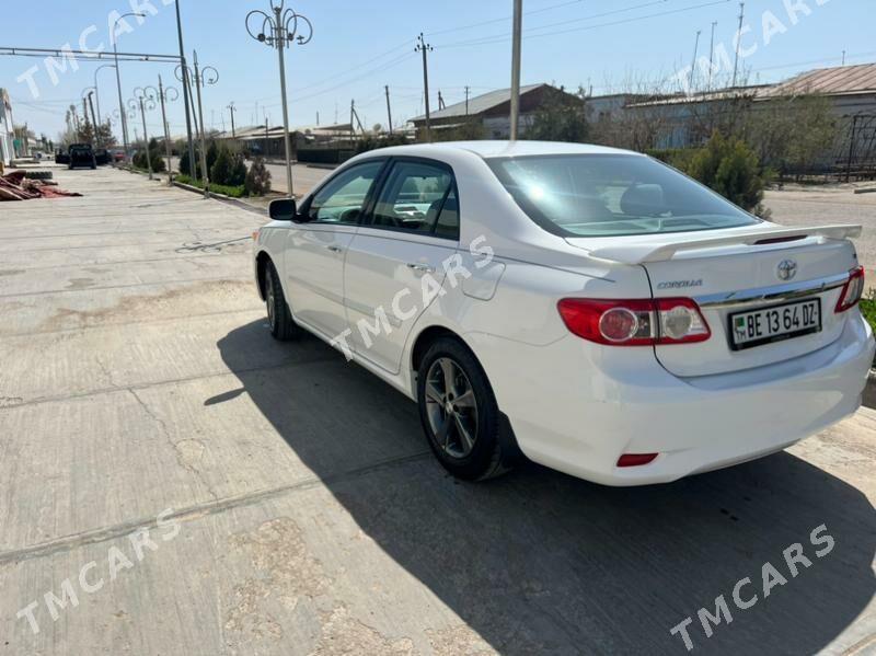 Toyota Corolla 2012 - 145 000 TMT - Дашогуз - img 3