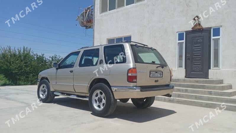 Nissan Pathfinder 1997 - 66 000 TMT - Мары - img 3