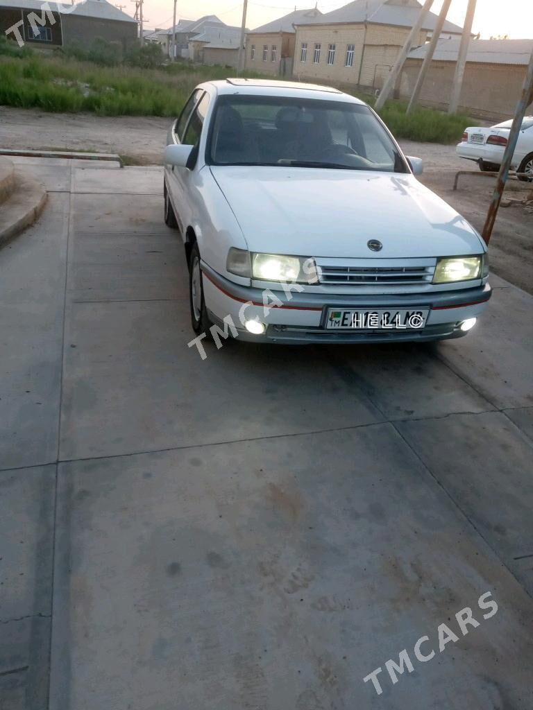 Opel Vectra 1990 - 26 000 TMT - Мары - img 3